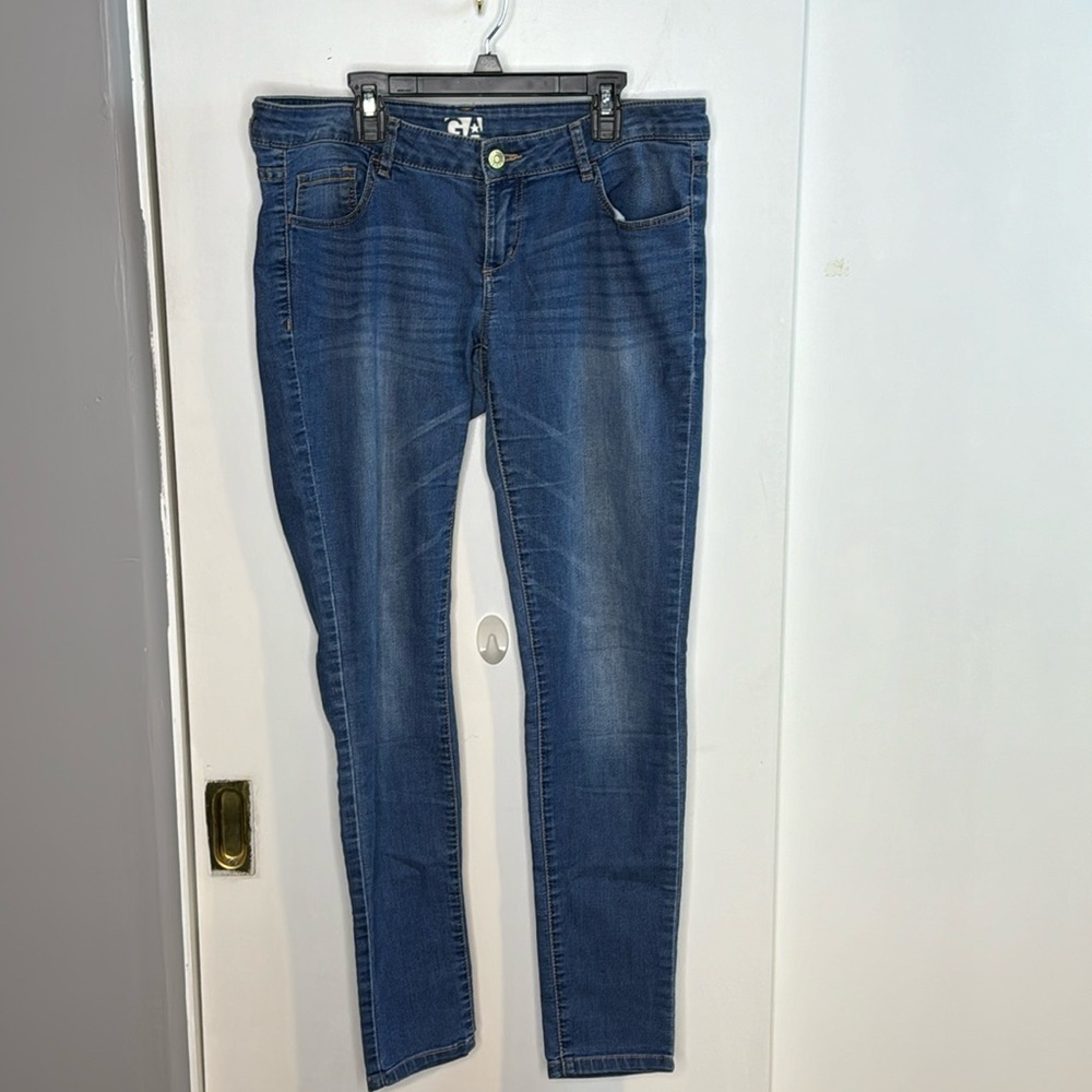 Vint Garage Sz, 11, low rise, medium wash, stretch, ultra fitted Jeggings, Y2K